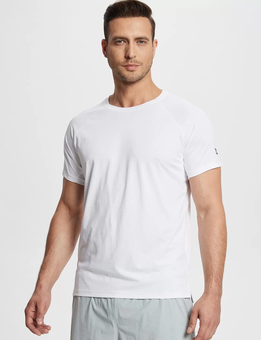 Store Quick-Dry Short-Sleeve Tee (Website Exclusive) Men Short-Sleeved Shirts & Tank Tops